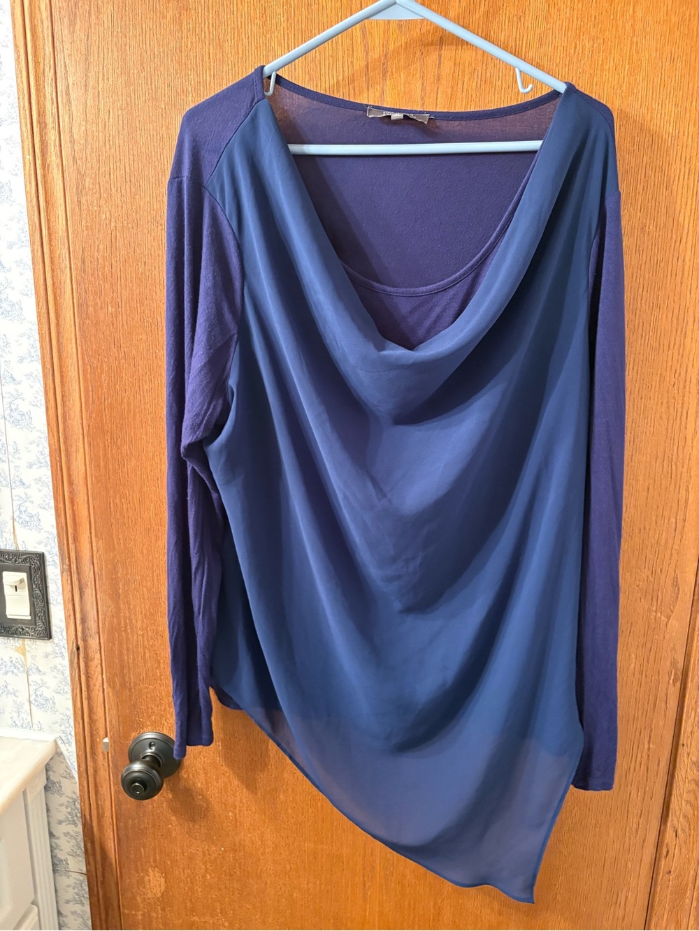 Lisa Rinna Collection Chiffon Angled Top XL blue - Picture 3 of 6